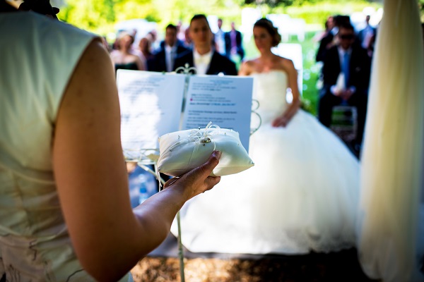 Zeitplan für eine unvergessliche Hochzeit mit Gästen im Ausland